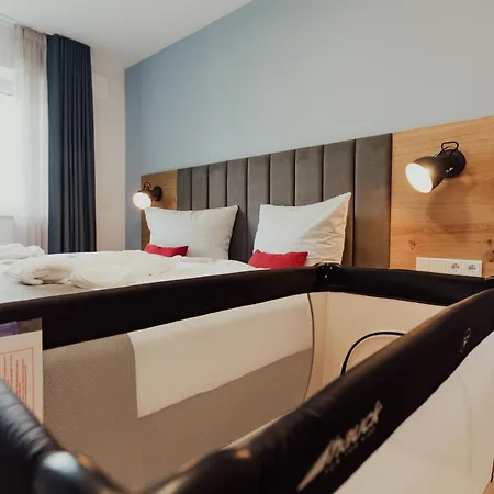 Graureiher Obergeschoss *